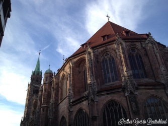 Lorenzkirche in the sun.